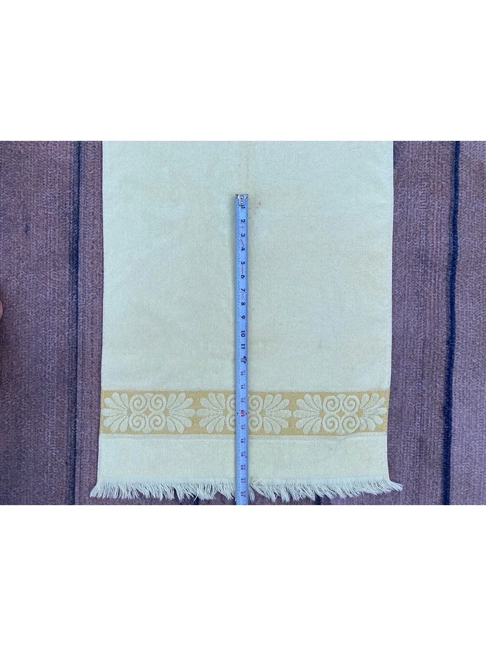 Vintage midcentury cannon monticello sculpted fringed butter yellow hand towel